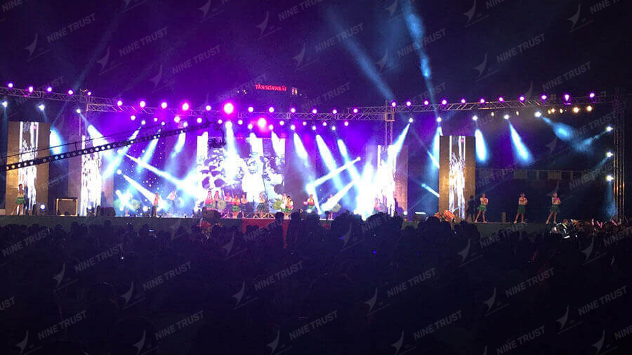 Vietnamese concert